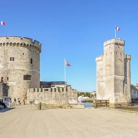 4 Bedroom Gorgeous In