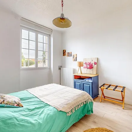 Сasa de vacaciones 4 Bedroom Gorgeous In *