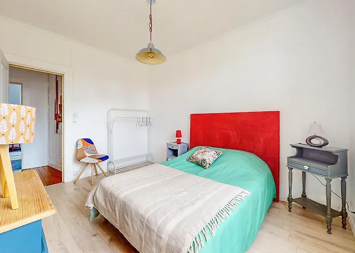 4 Bedroom Gorgeous In *